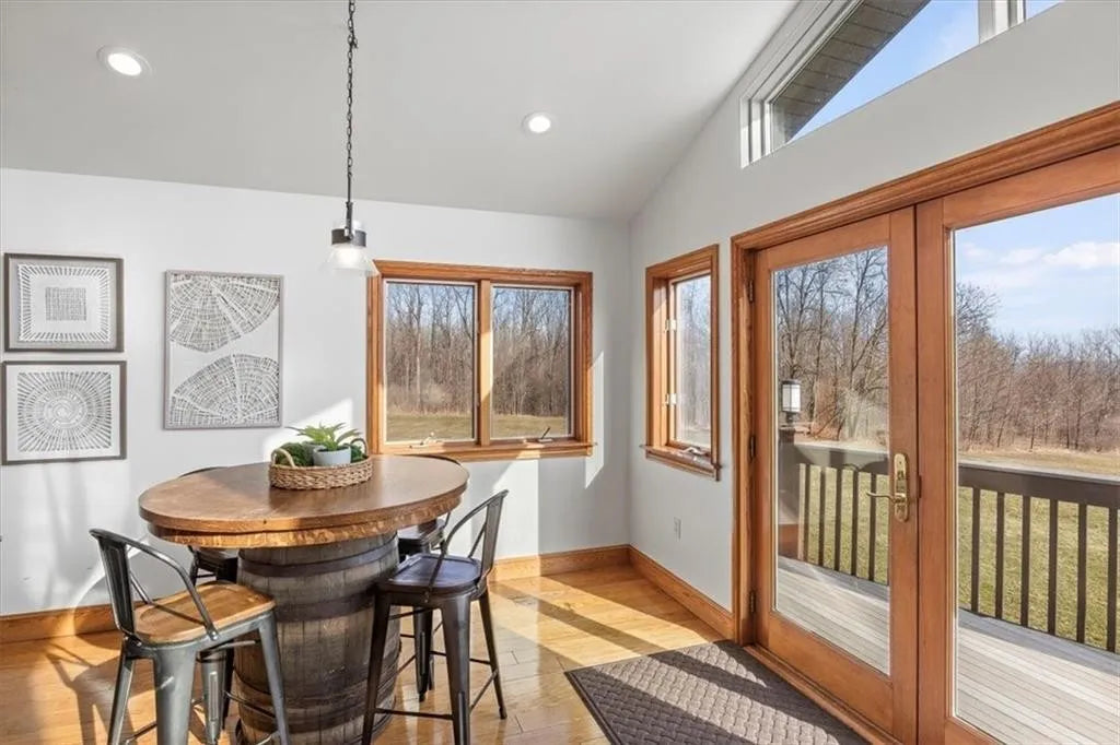 Apex Finger Lakes Estate | Dansville NY