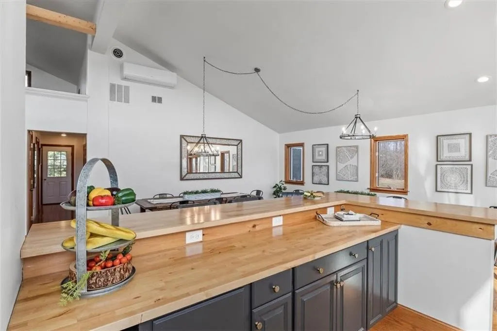 Apex Finger Lakes Estate | Dansville NY