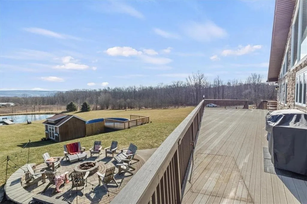 Apex Finger Lakes Estate | Dansville NY