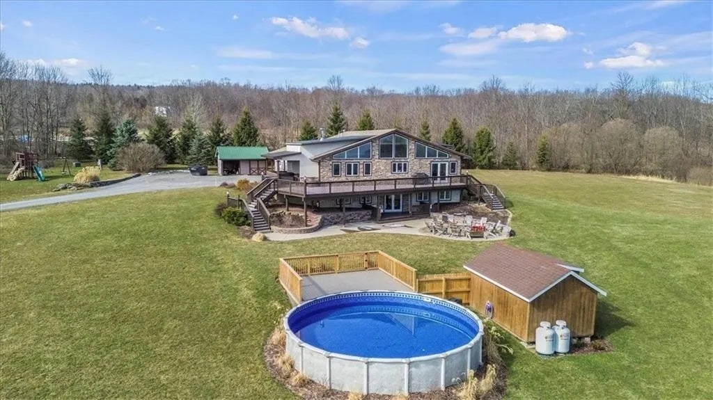 Apex Finger Lakes Estate | Dansville NY