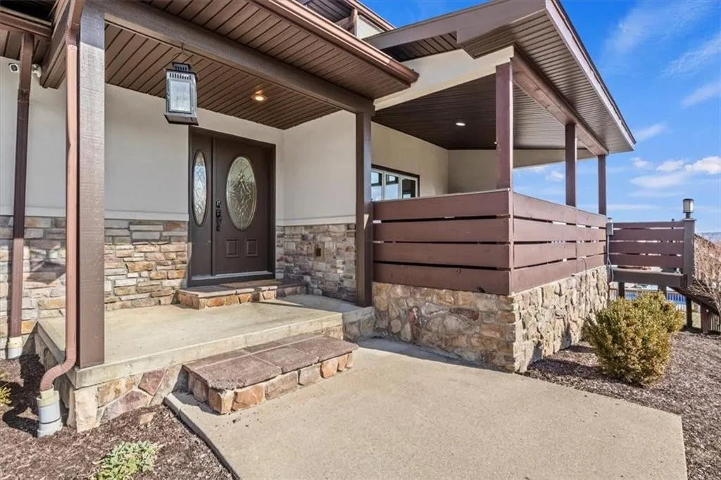 Apex Finger Lakes Estate | Dansville NY