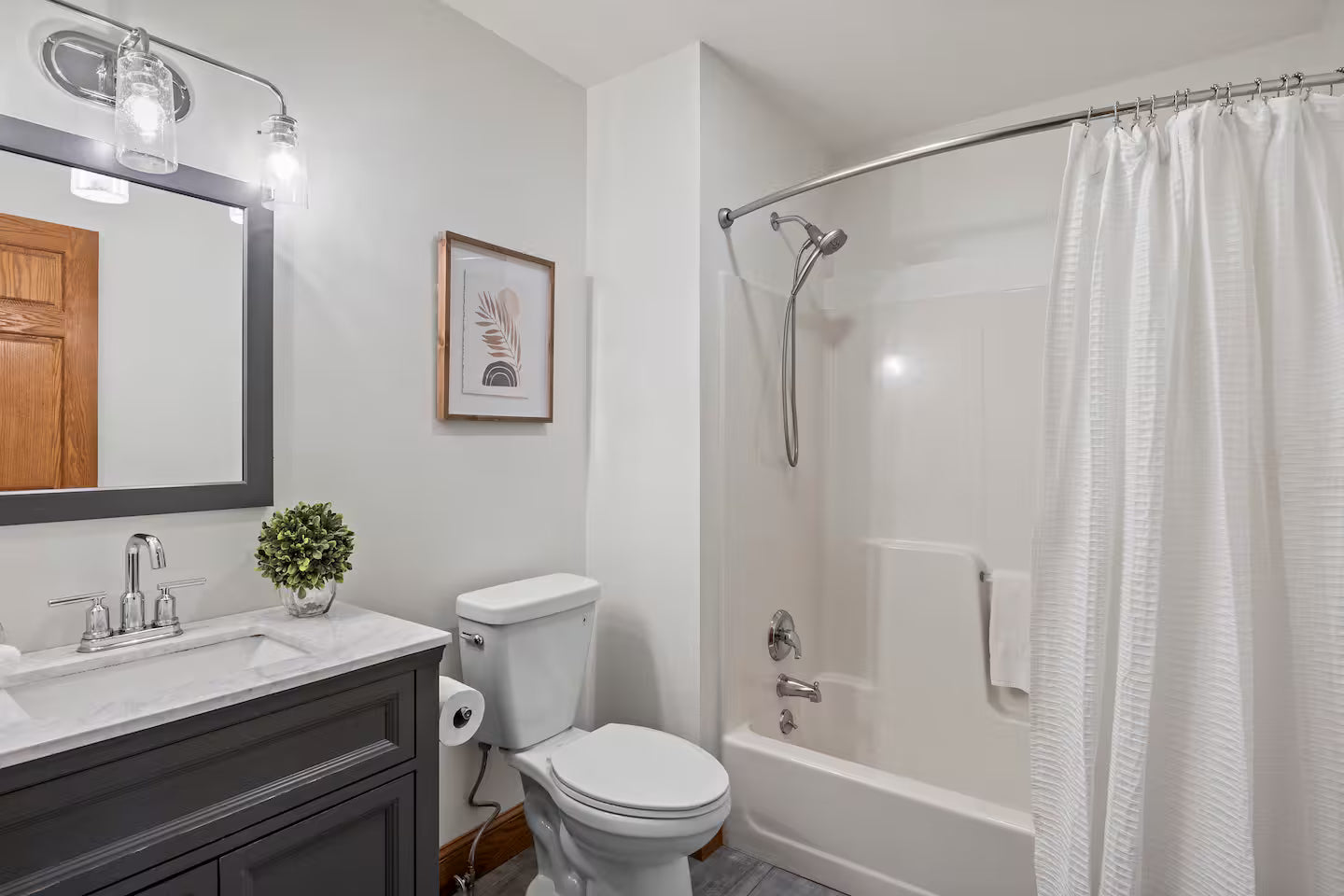 Apex Finger Lakes Estate | Dansville NY